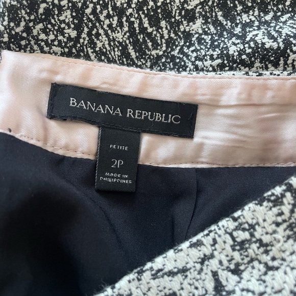 Banana Republic mini skirt black and white petite length size 2P - Picture 2 of 8